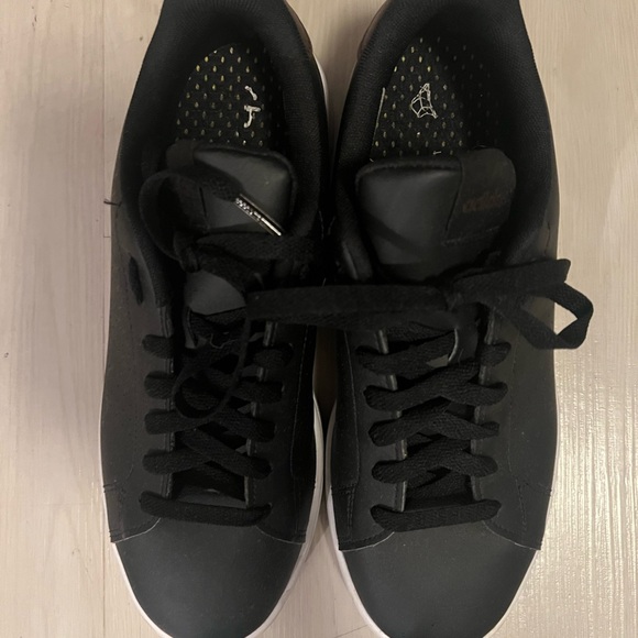 Men’s Adidas leisure tennis’s shoe size 7 1/2. - Picture 2 of 6